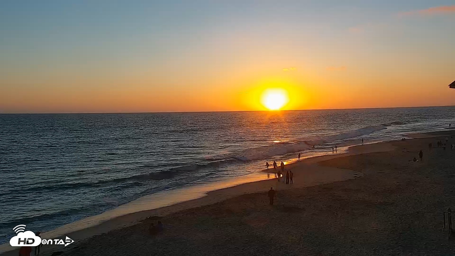 Snapshot of Carlsbad Beach Surf Live Webcam taken Jul 2, 2026, 7:56pm PDT