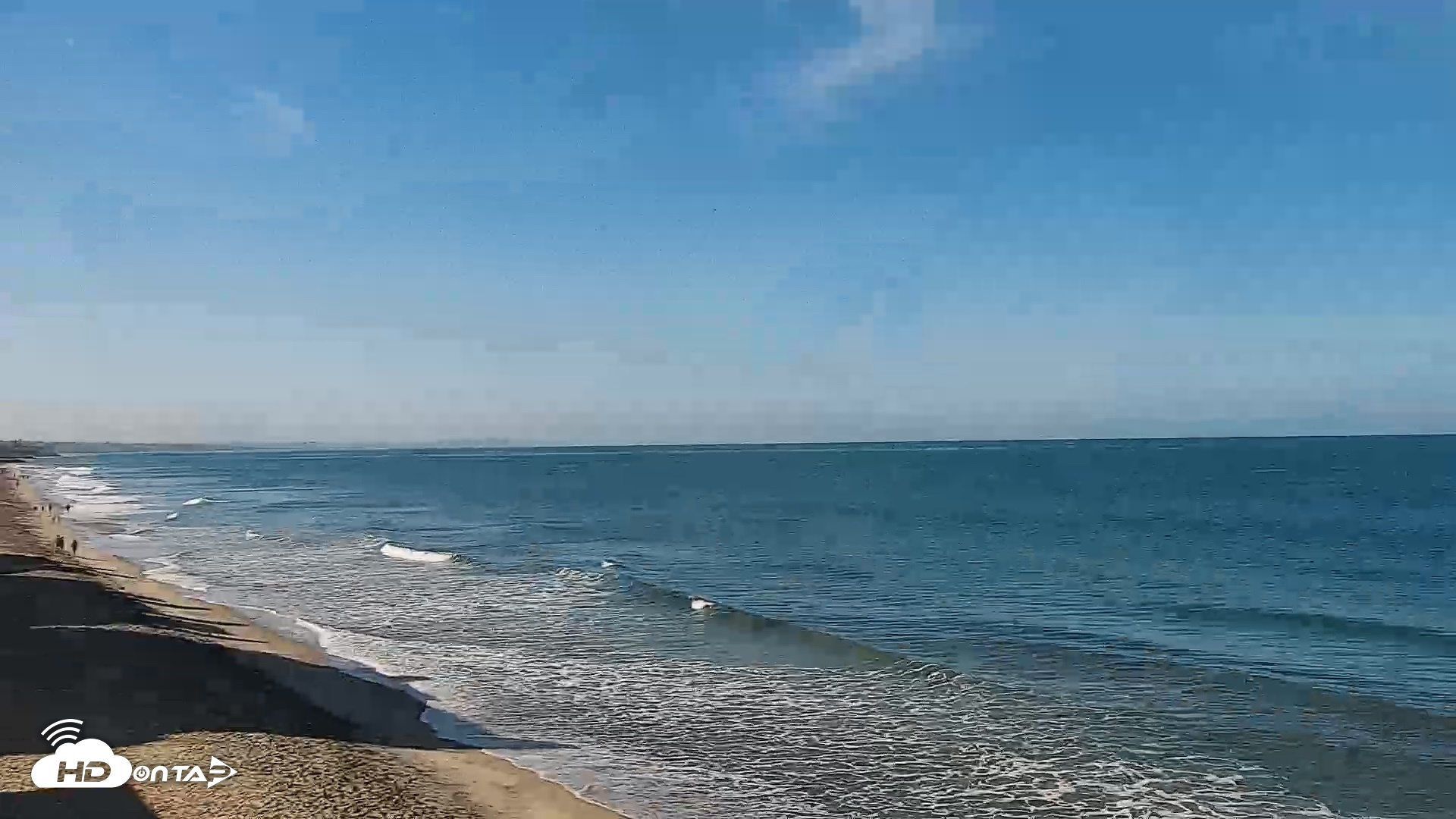 Snapshot of Carlsbad Beach Surf Live Webcam taken Apr 28, 2026, 8:41am PDT
