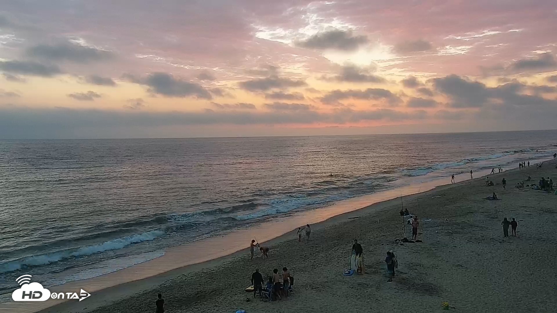 Snapshot of Carlsbad Beach Surf Live Webcam taken Jul 18, 2026, 8:01pm PDT