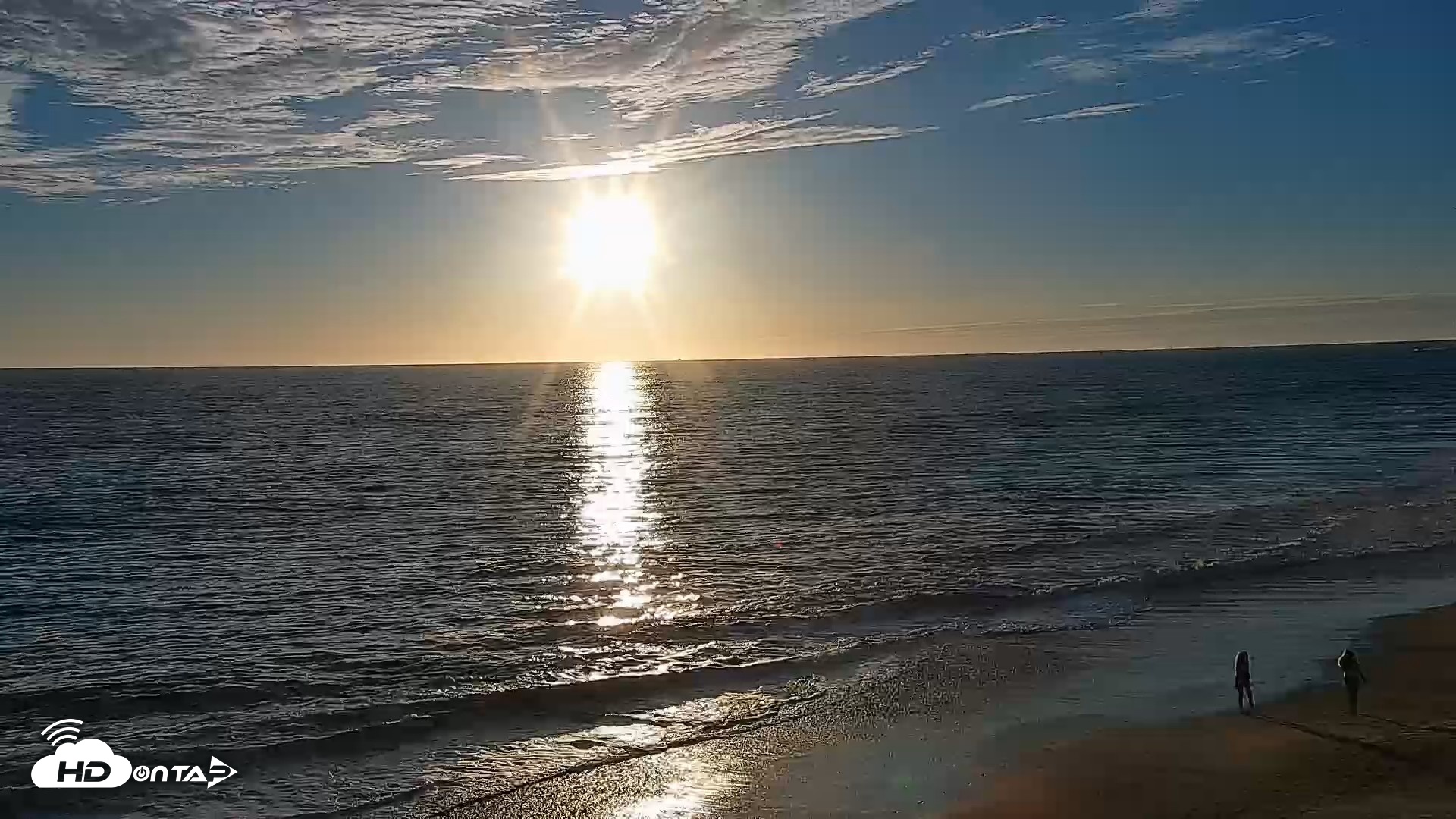 Snapshot of Carlsbad Beach Surf Live Webcam taken Sep 5, 2026, 6:46pm PDT