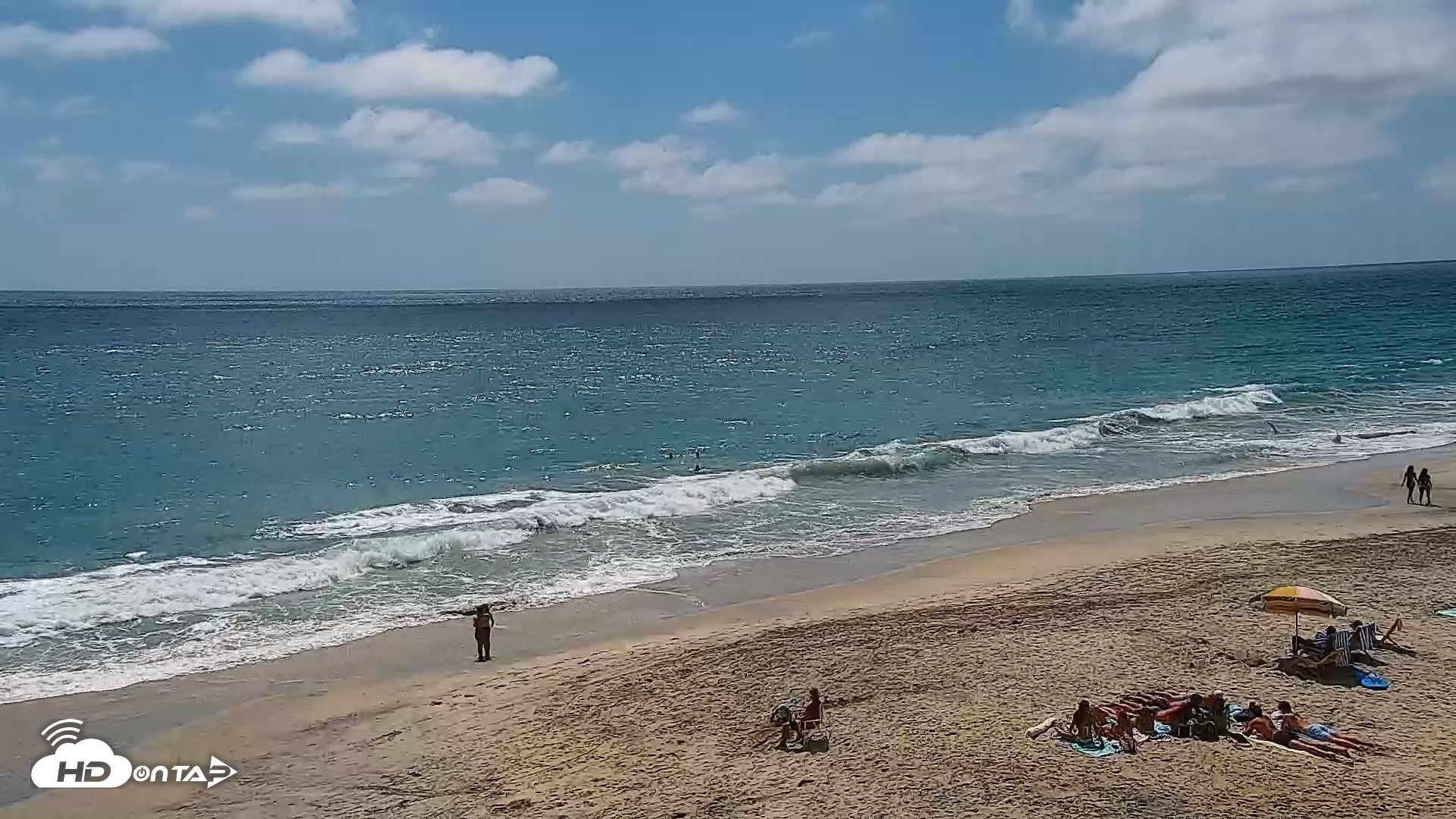 Snapshot of Carlsbad Beach Surf Live Webcam taken Jul 1, 2026, 3:18pm PDT