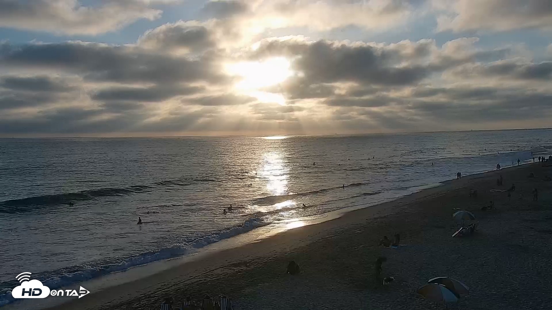 Snapshot of Carlsbad Beach Surf Live Webcam taken Jul 19, 2026, 7:22pm PDT