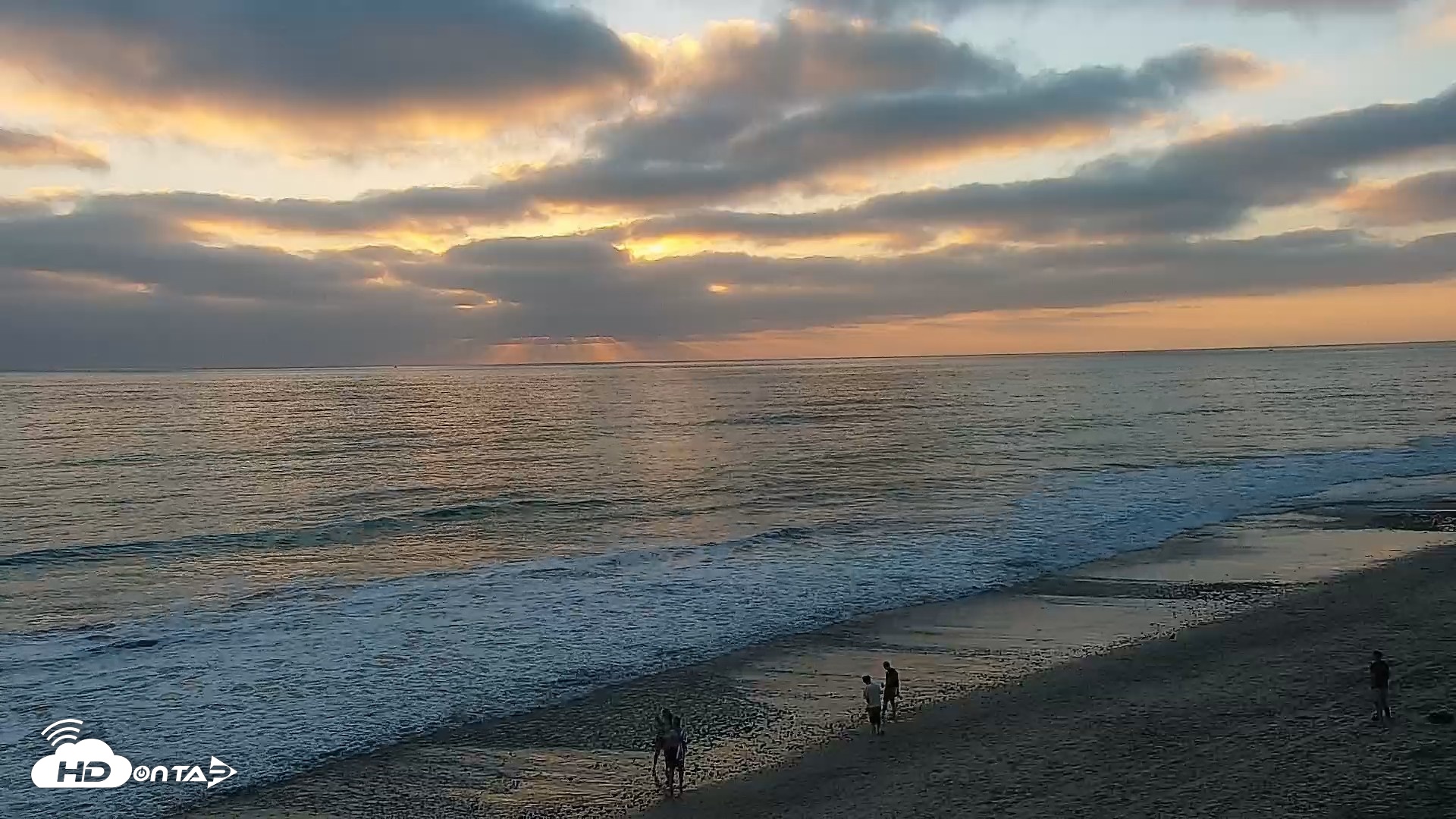 Snapshot of Carlsbad Beach Surf Live Webcam taken Sep 13, 2026, 6:48pm PDT