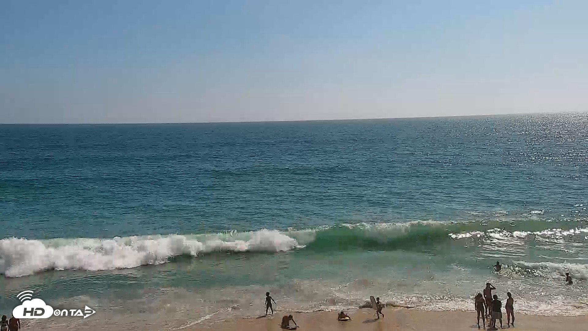Snapshot of Carlsbad Beach Surf Live Webcam taken Jul 19, 2026, 4:09pm PDT