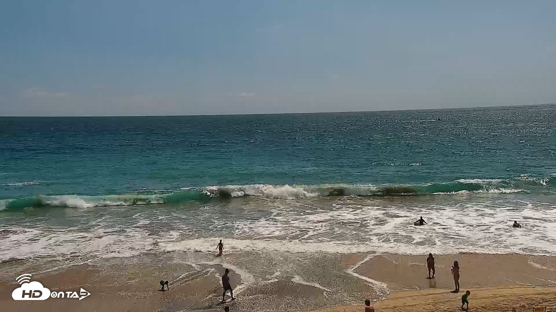 Snapshot of Carlsbad Beach Surf Live Webcam taken Jun 30, 2026, 3:02pm PDT