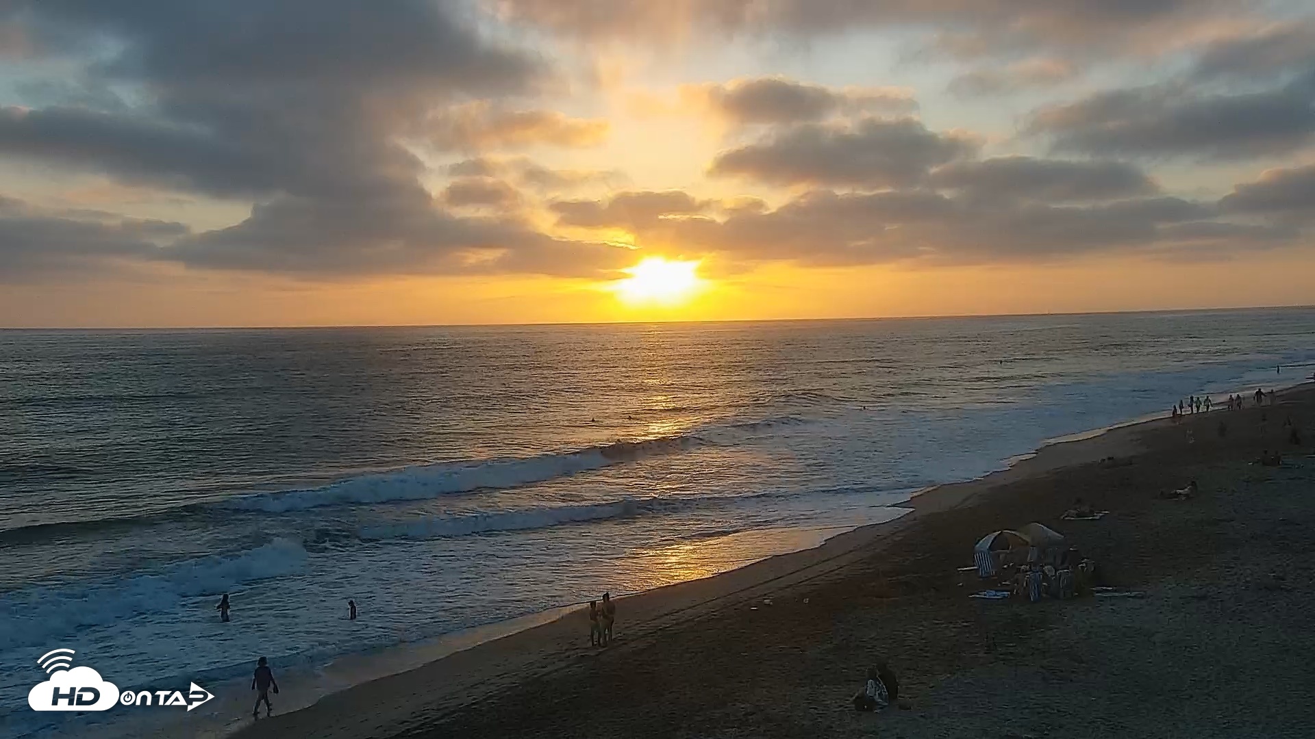 Snapshot of Carlsbad Beach Surf Live Webcam taken Aug 1, 2026, 7:36pm PDT