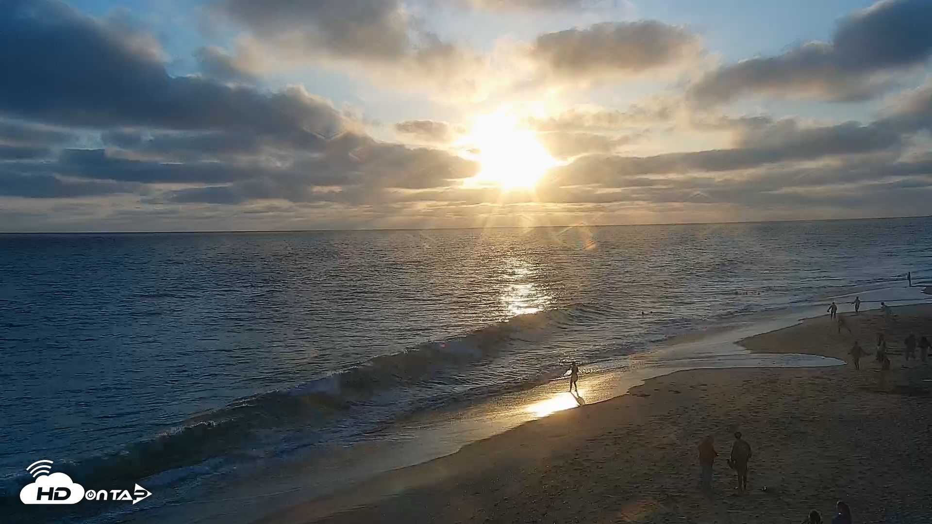 Snapshot of Carlsbad Beach Surf Live Webcam taken Jul 13, 2026, 7:38pm PDT