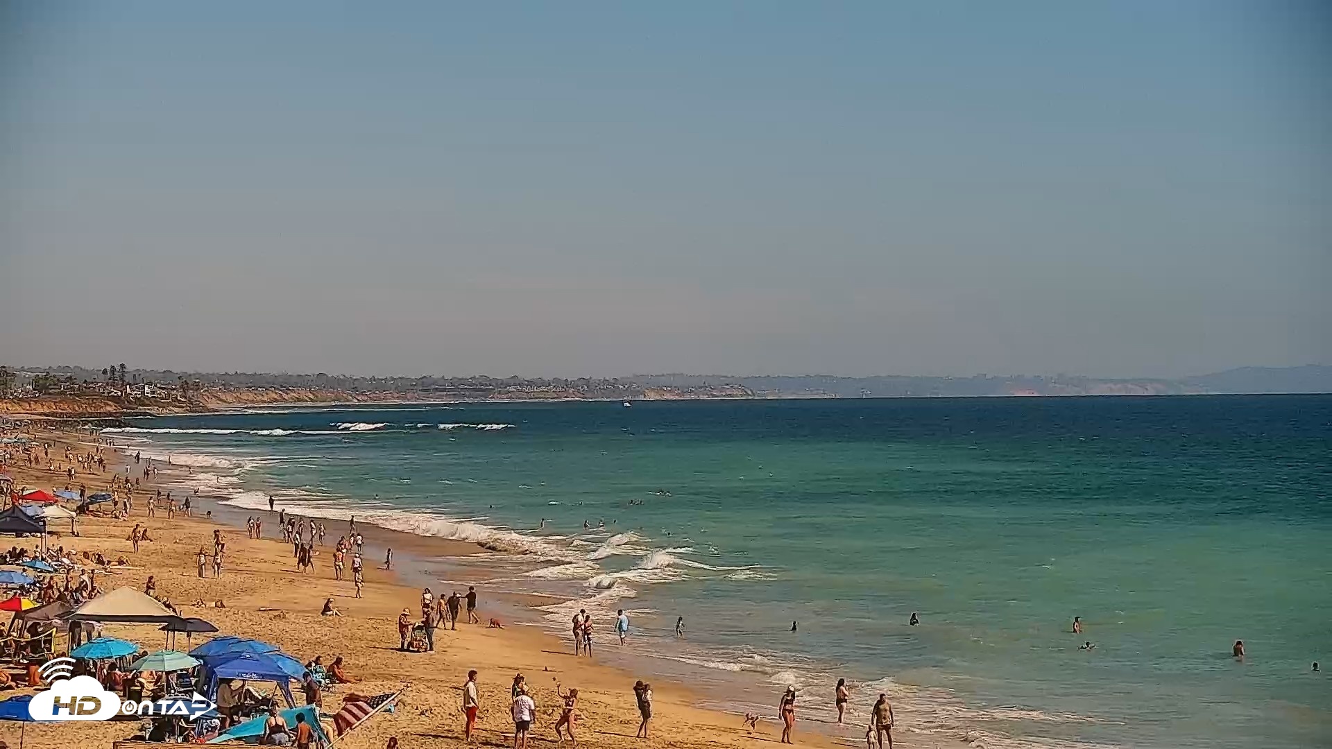 Snapshot of Carlsbad Beach Surf Live Webcam taken Jul 2, 2026, 4:29pm PDT