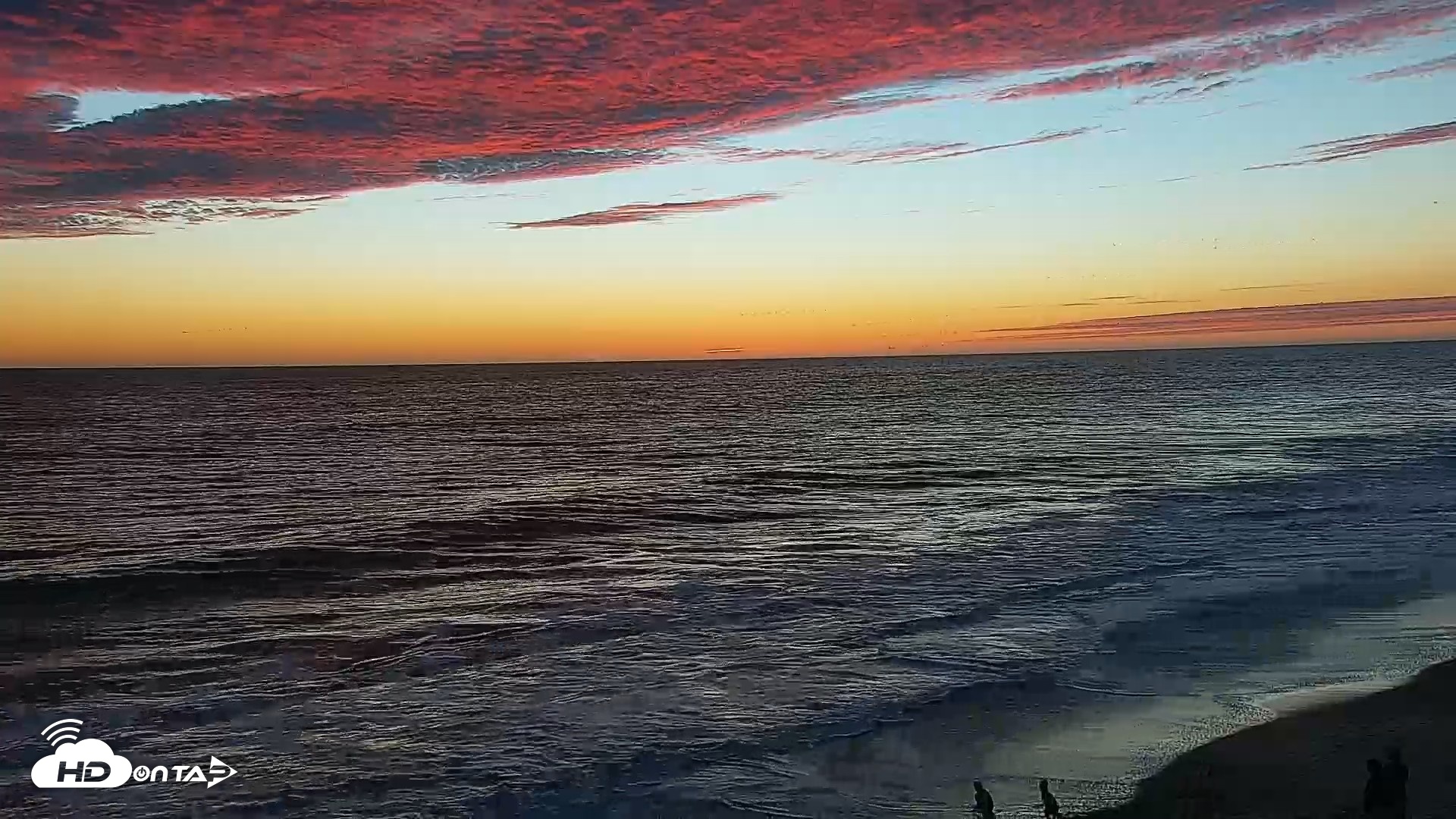 Snapshot of Carlsbad Beach Surf Live Webcam taken Sep 5, 2026, 7:19pm PDT