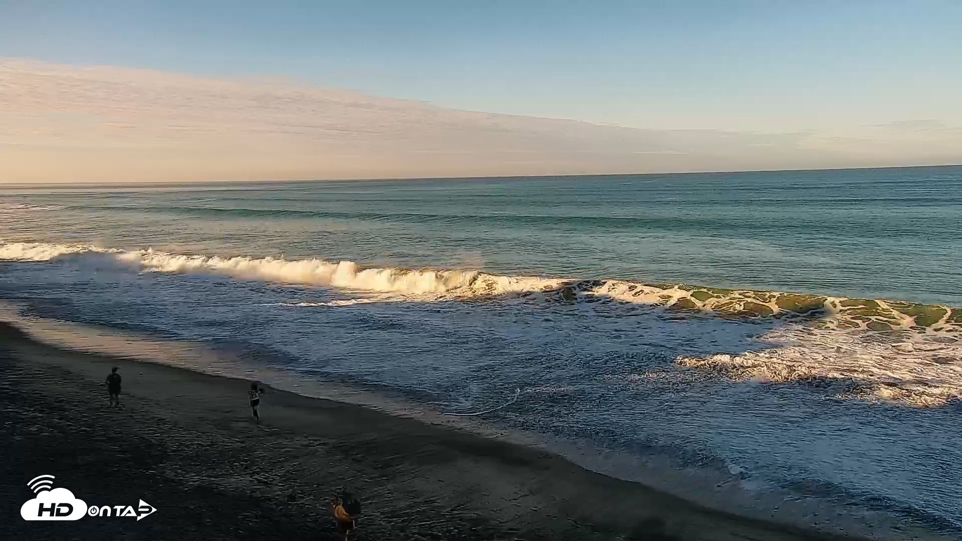 Snapshot of Carlsbad Beach Surf Live Webcam taken Sep 5, 2026, 7:38am PDT
