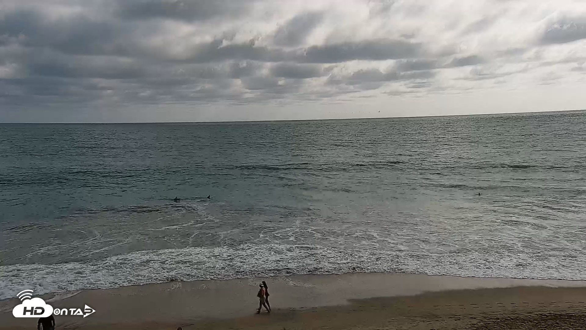 Snapshot of Carlsbad Beach Surf Live Webcam taken Jun 30, 2026, 5:11pm PDT
