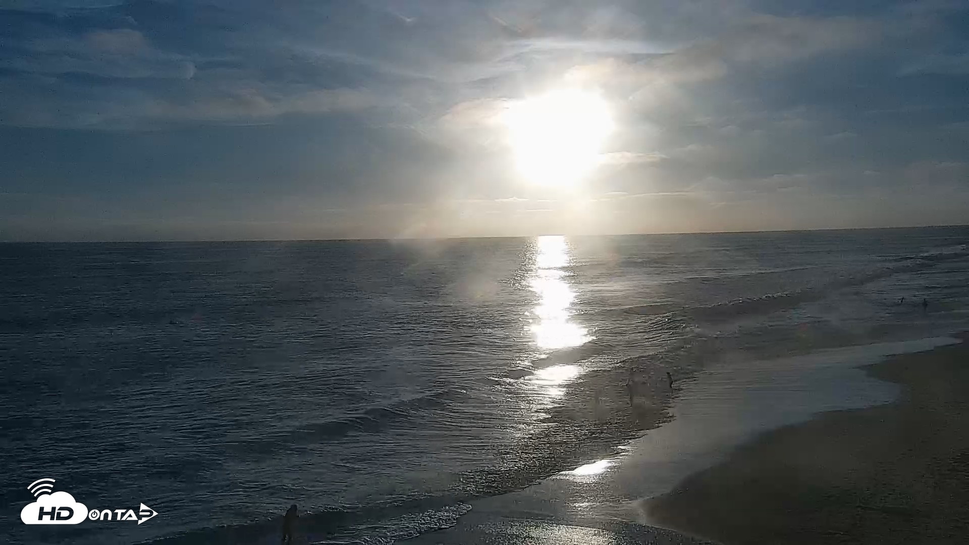 Snapshot of Carlsbad Beach Surf Live Webcam taken Jun 11, 2026, 7:27pm PDT