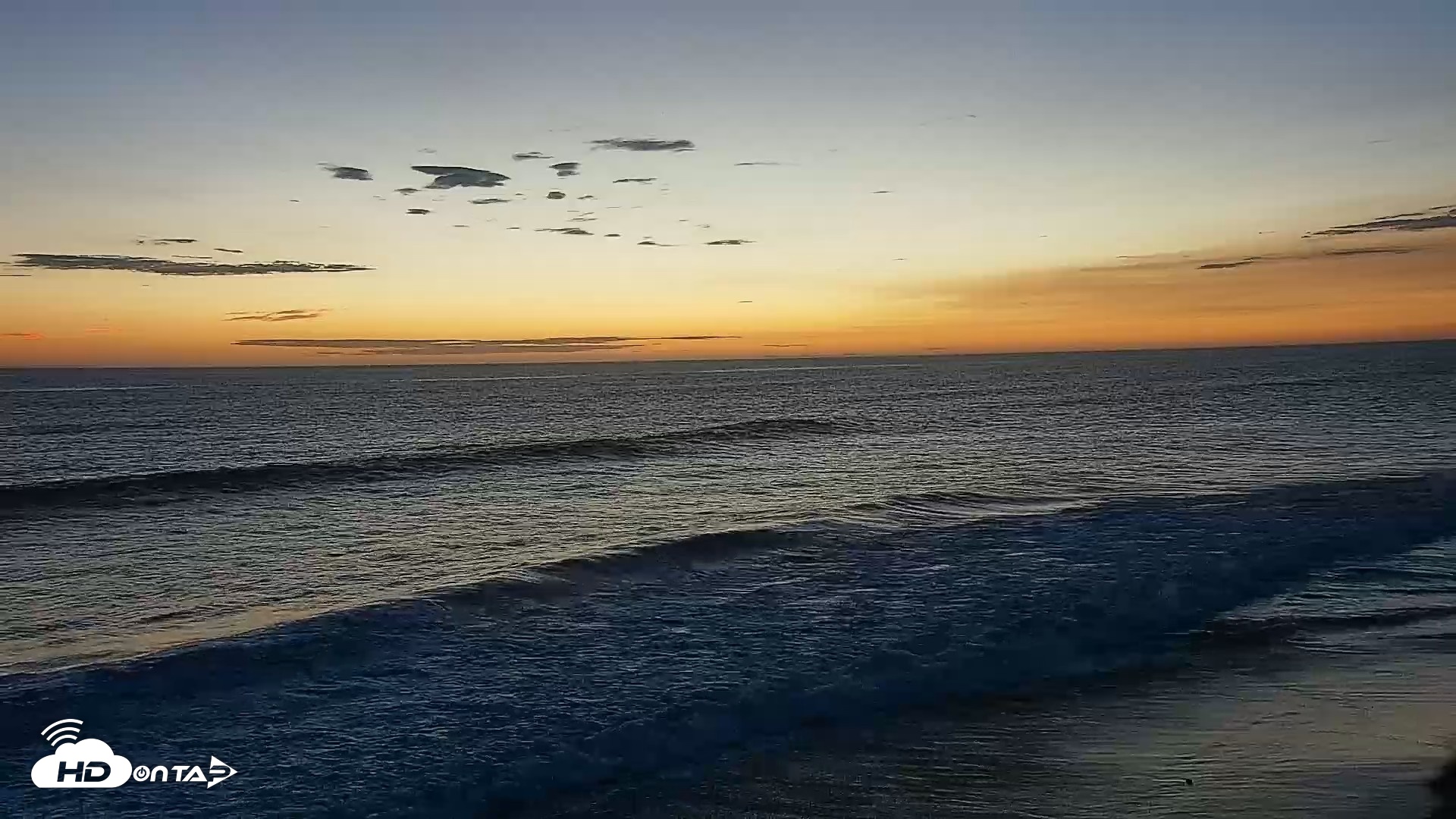Snapshot of Carlsbad Beach Surf Live Webcam taken Sep 9, 2026, 7:24pm PDT