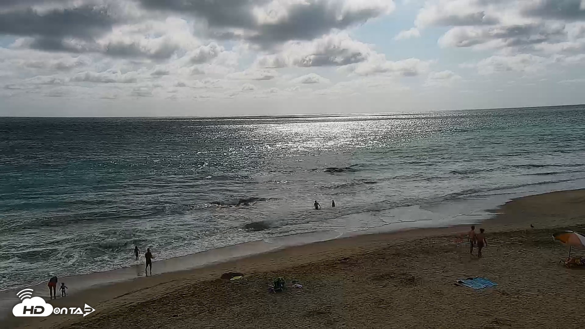 Snapshot of Carlsbad Beach Surf Live Webcam taken Jun 30, 2026, 4:54pm PDT