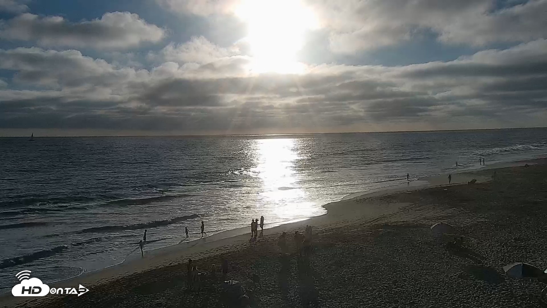Snapshot of Carlsbad Beach Surf Live Webcam taken Jul 5, 2026, 7:07pm PDT