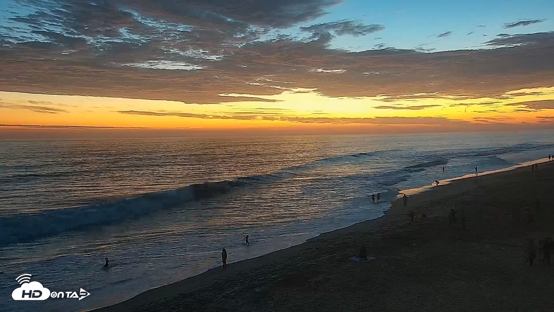 Snapshot of Carlsbad Beach Surf Live Webcam taken Jul 20, 2026, 8:26pm PDT