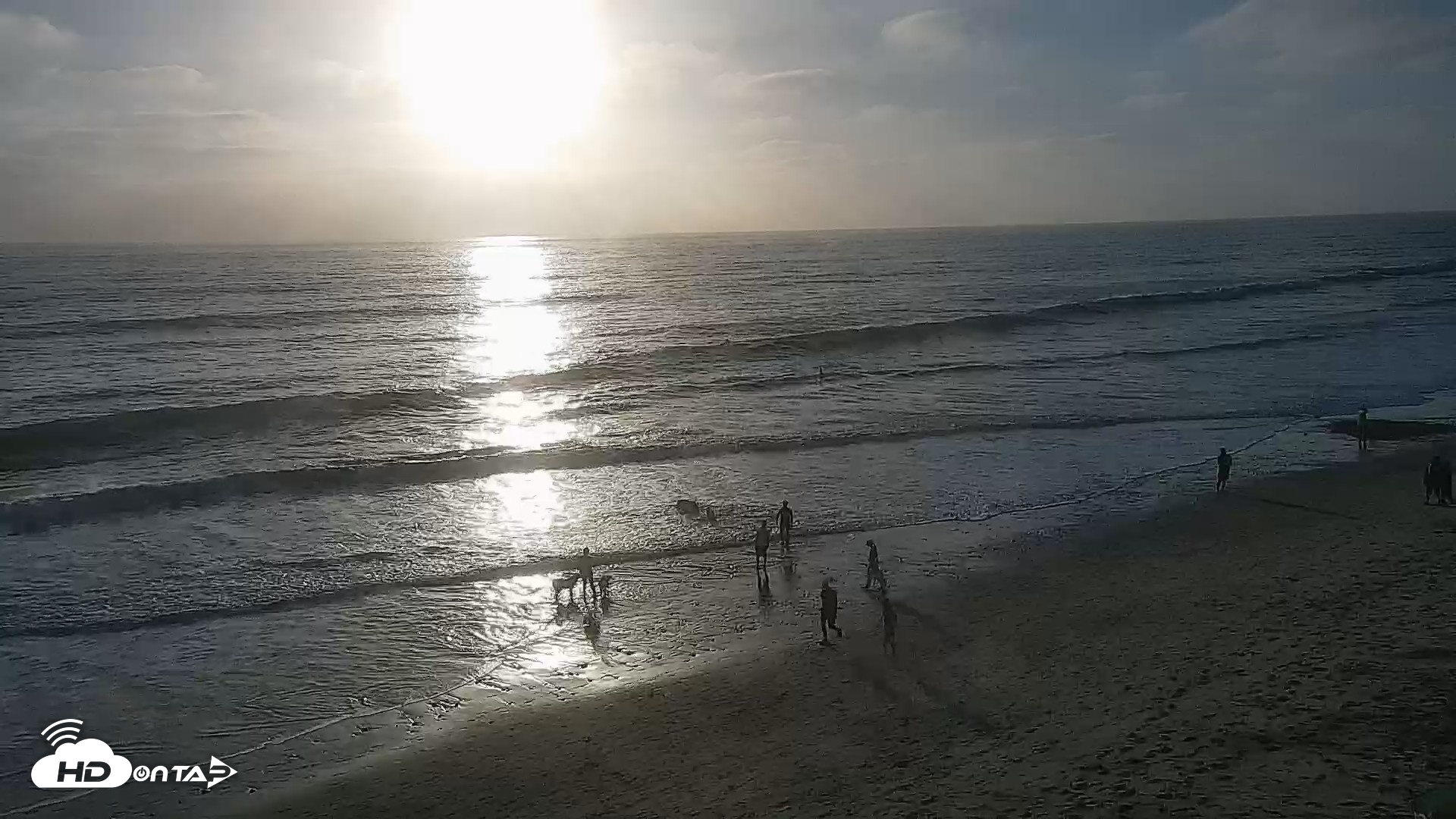 Snapshot of Carlsbad Beach Surf Live Webcam taken Sep 30, 2026, 5:55pm PDT