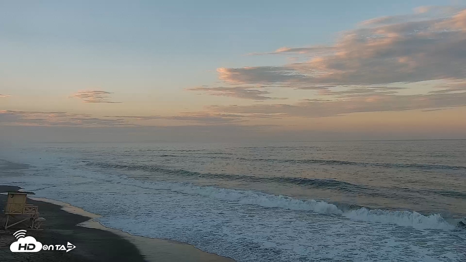 Snapshot of Carlsbad Beach Surf Live Webcam taken Sep 9, 2026, 6:47am PDT