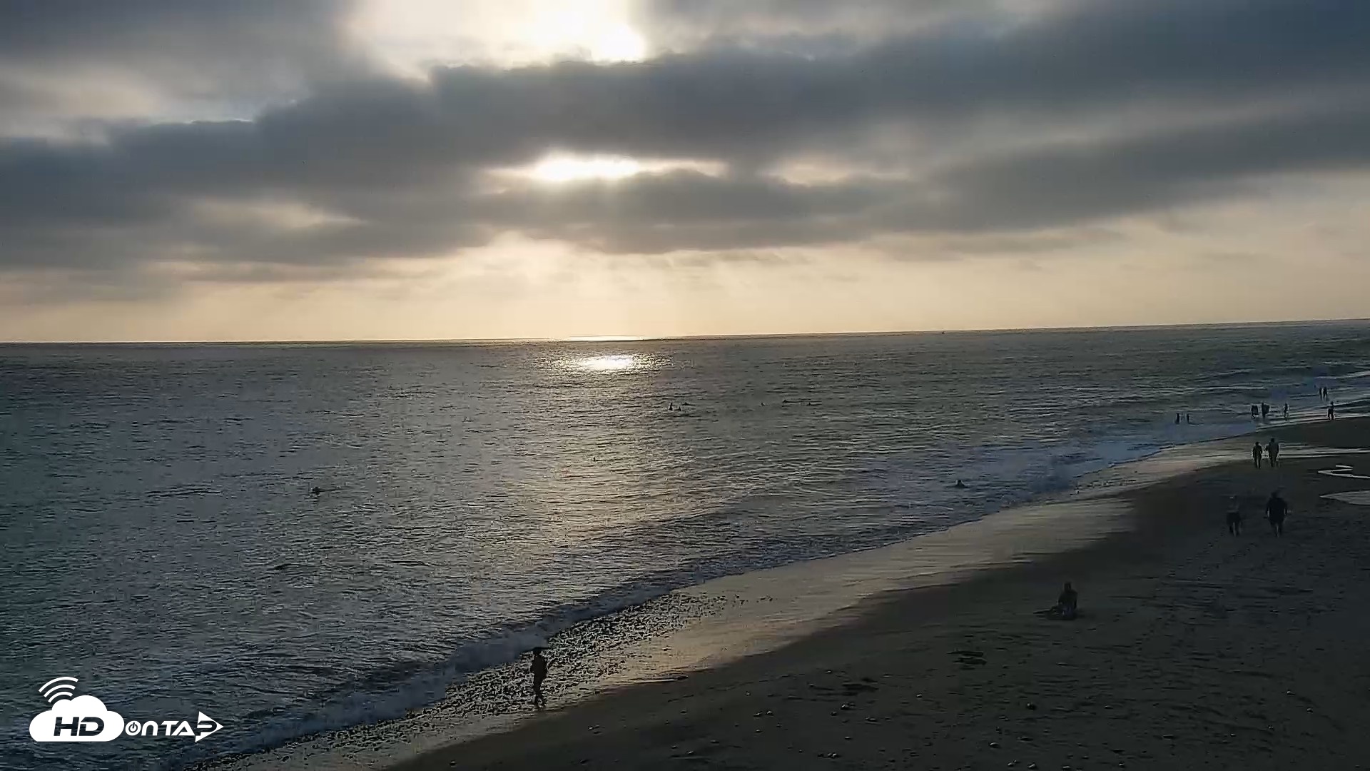 Snapshot of Carlsbad Beach Surf Live Webcam taken Jul 26, 2026, 7:06pm PDT