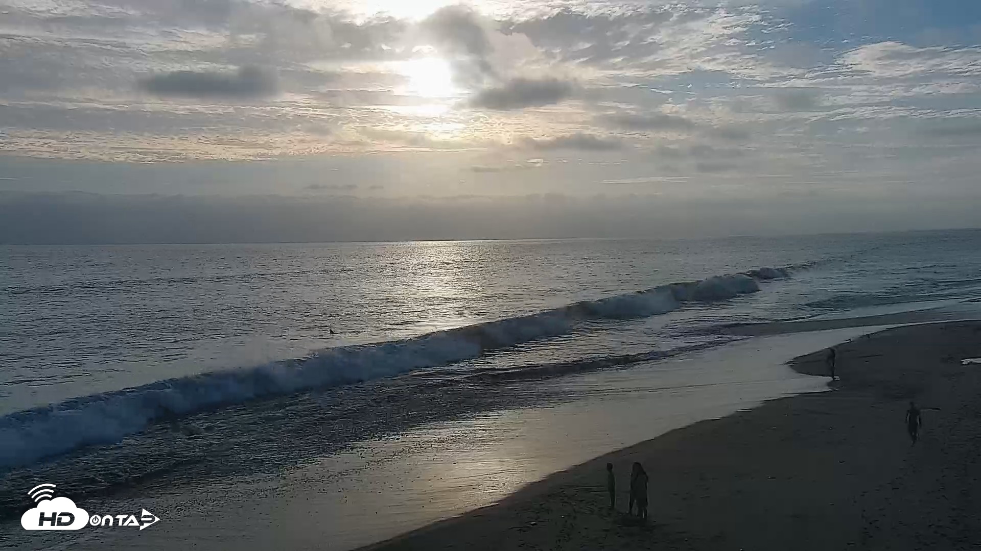 Snapshot of Carlsbad Beach Surf Live Webcam taken Jul 25, 2026, 7:06pm PDT