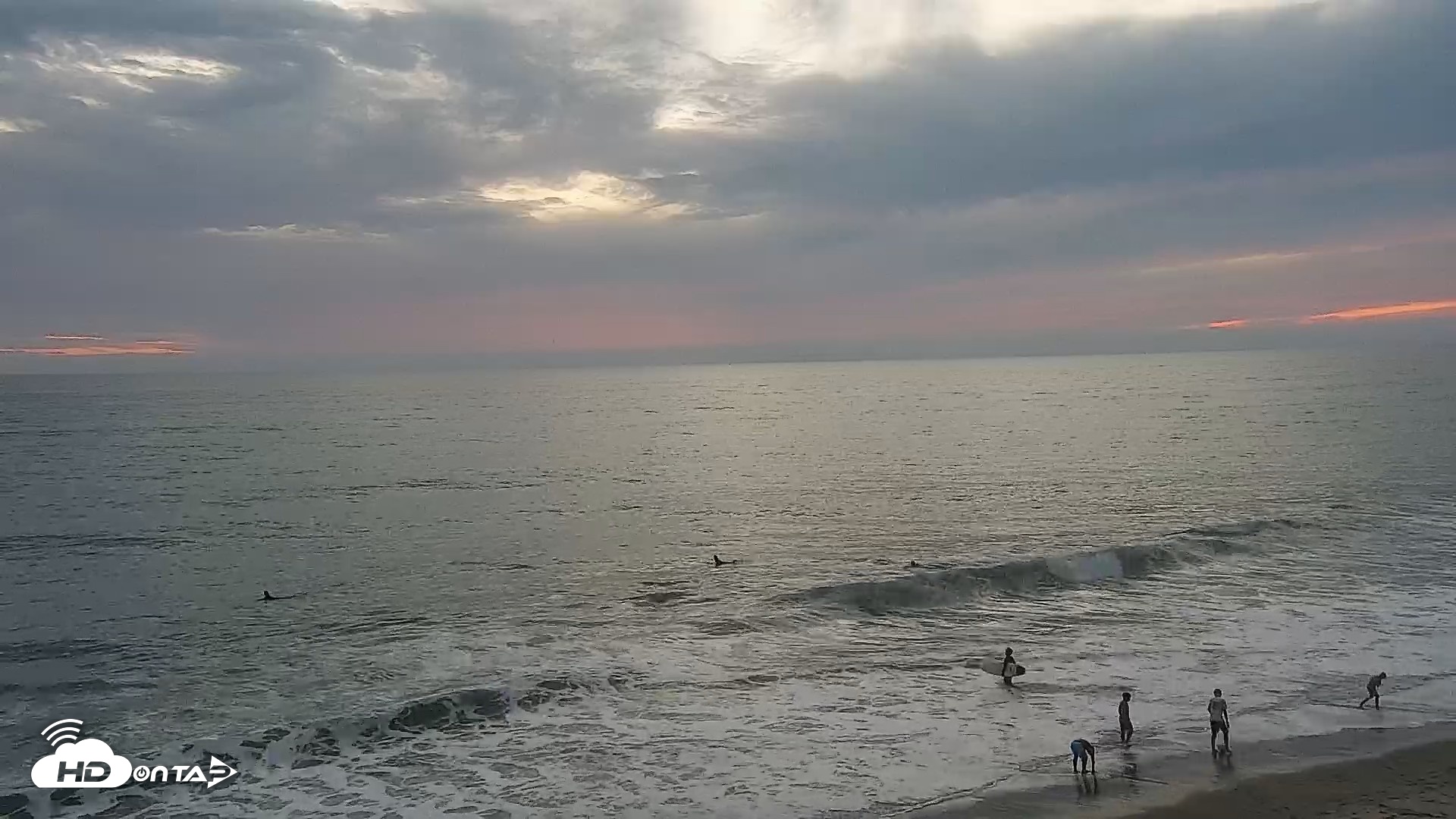Snapshot of Carlsbad Beach Surf Live Webcam taken Sep 26, 2026, 6:42pm PDT