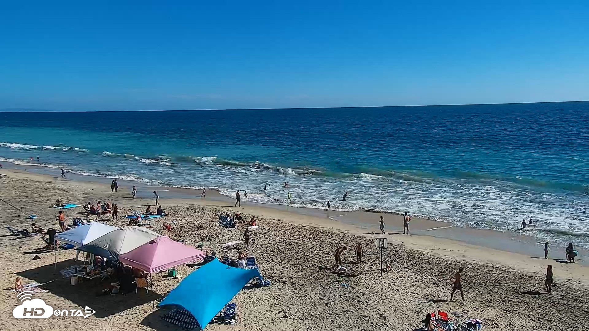 Snapshot of Carlsbad Beach Surf Live Webcam taken Jul 2, 2026, 4:27pm PDT