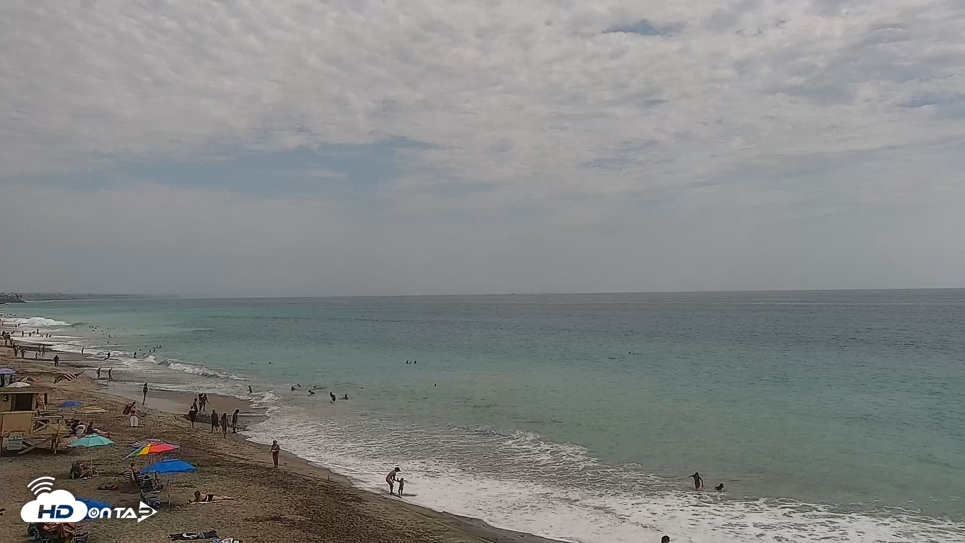 Snapshot of Carlsbad Beach Surf Live Webcam taken Aug 5, 2026, 2:33pm PDT