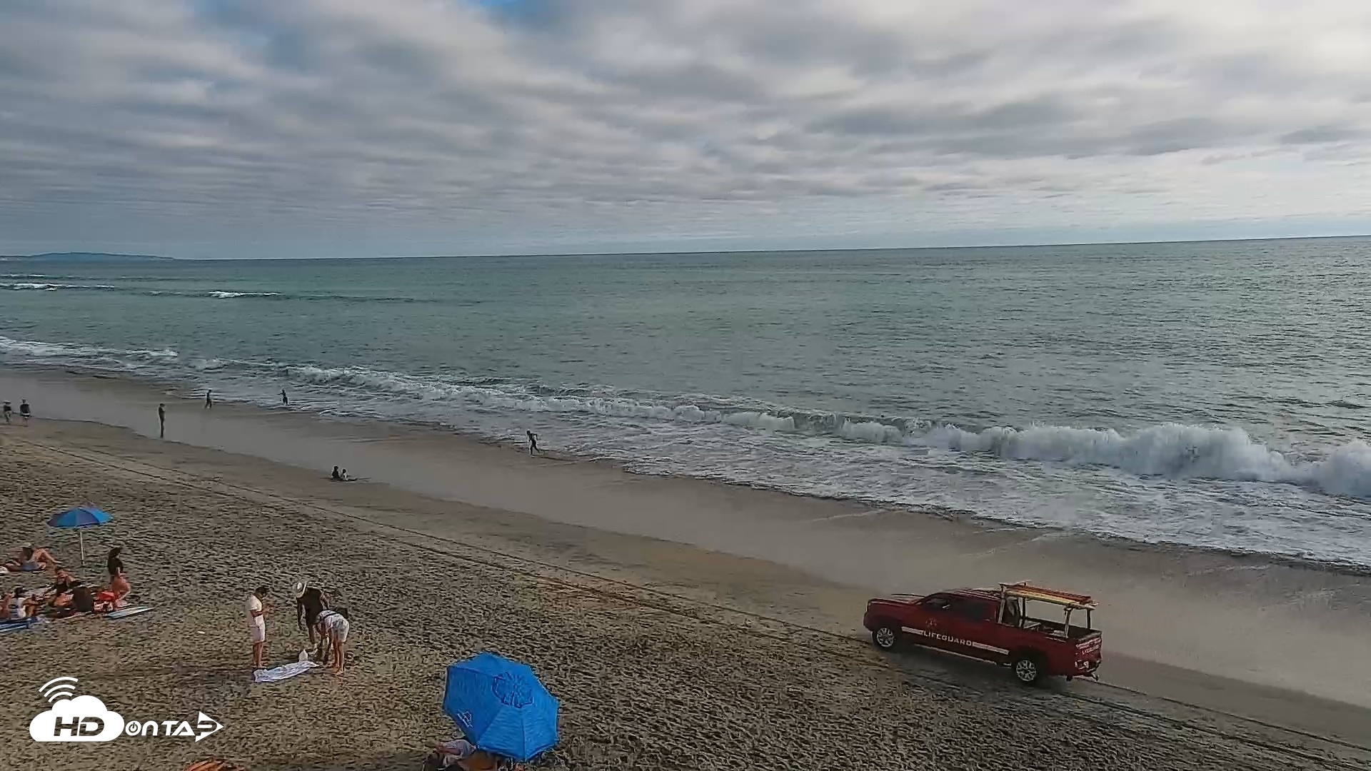 Snapshot of Carlsbad Beach Surf Live Webcam taken Aug 14, 2026, 5:41pm PDT