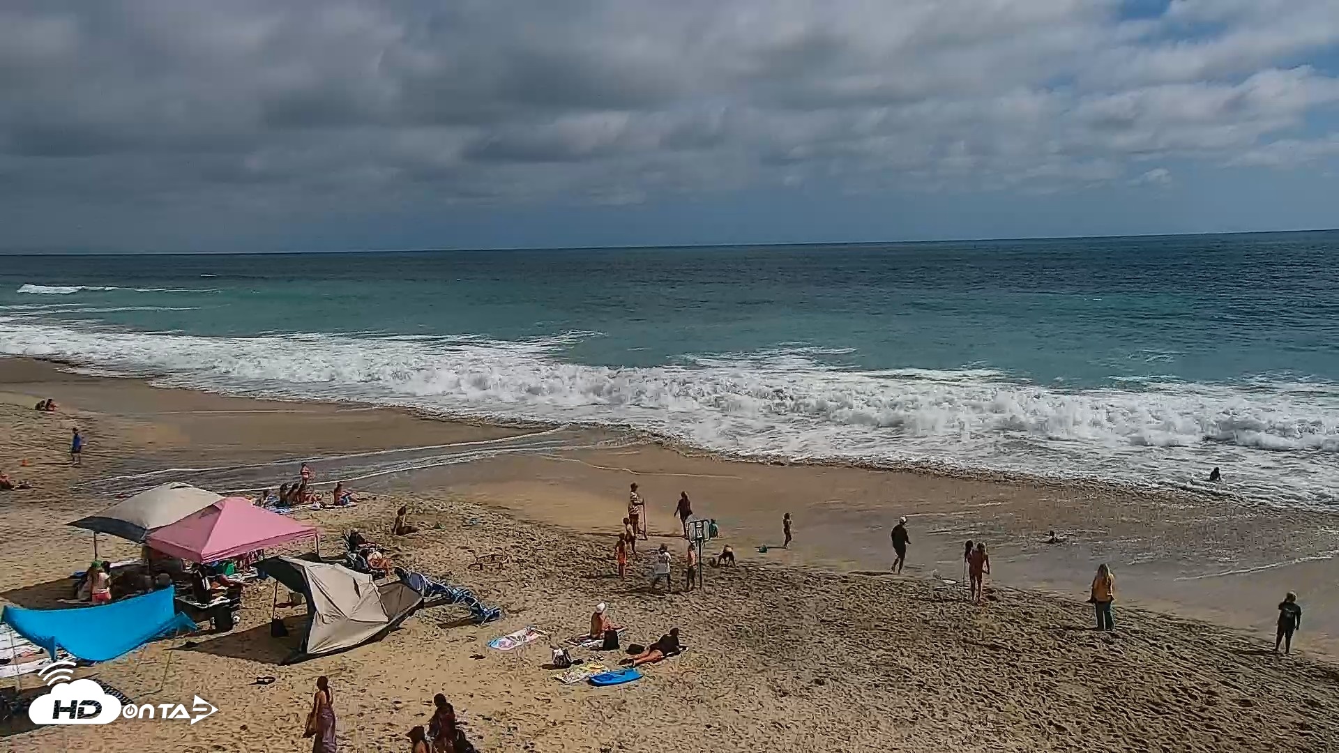 Snapshot of Carlsbad Beach Surf Live Webcam taken Jul 1, 2026, 4:22pm PDT