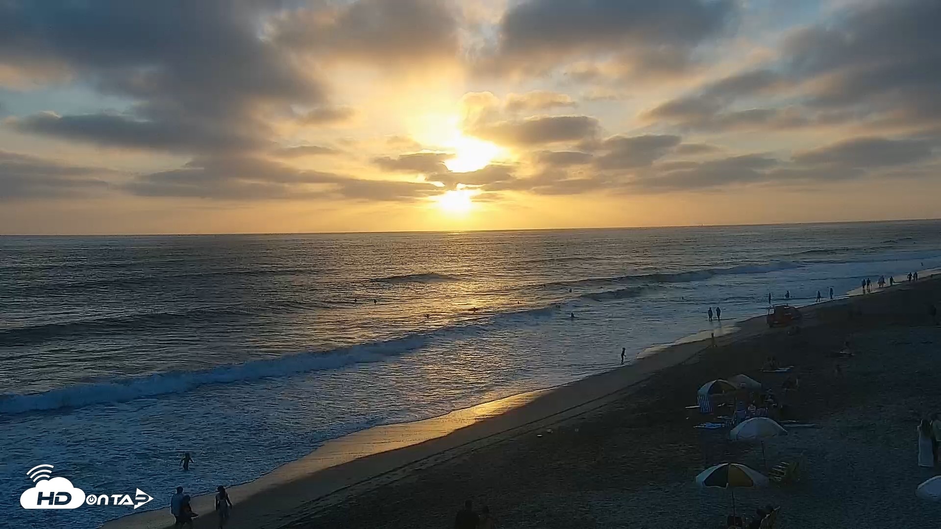 Snapshot of Carlsbad Beach Surf Live Webcam taken Aug 1, 2026, 7:35pm PDT