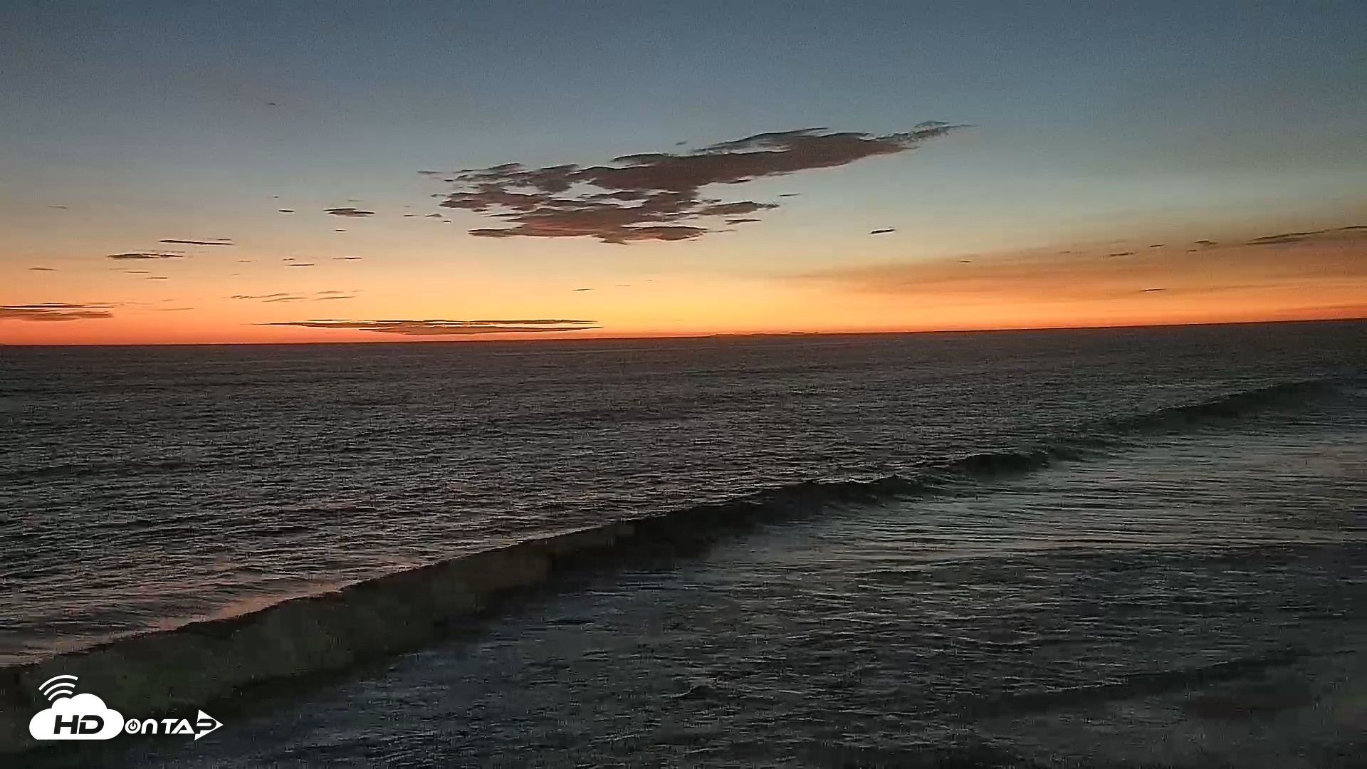 Snapshot of Carlsbad Beach Surf Live Webcam taken Sep 9, 2026, 7:44pm PDT