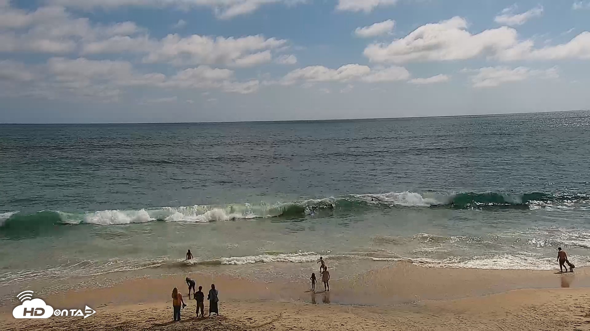 Snapshot of Carlsbad Beach Surf Live Webcam taken Jul 1, 2026, 4:14pm PDT