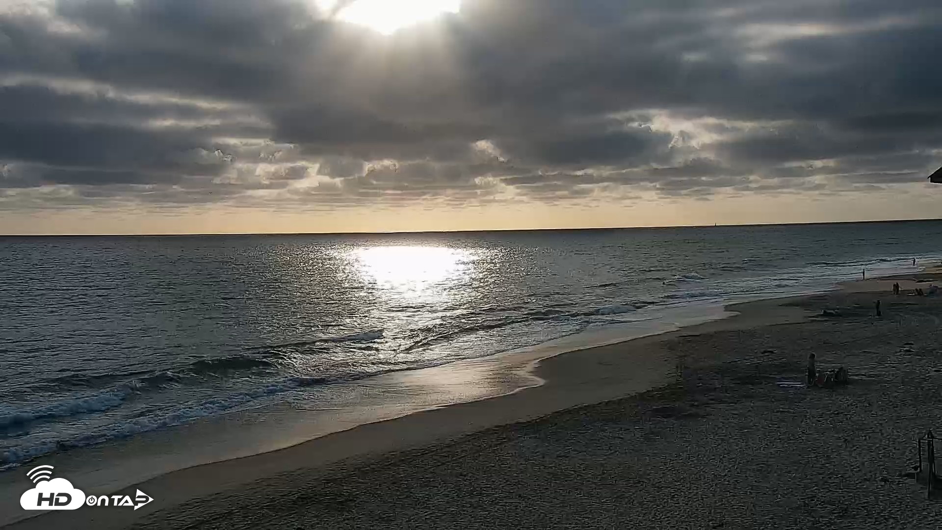 Snapshot of Carlsbad Beach Surf Live Webcam taken Jun 30, 2026, 6:43pm PDT