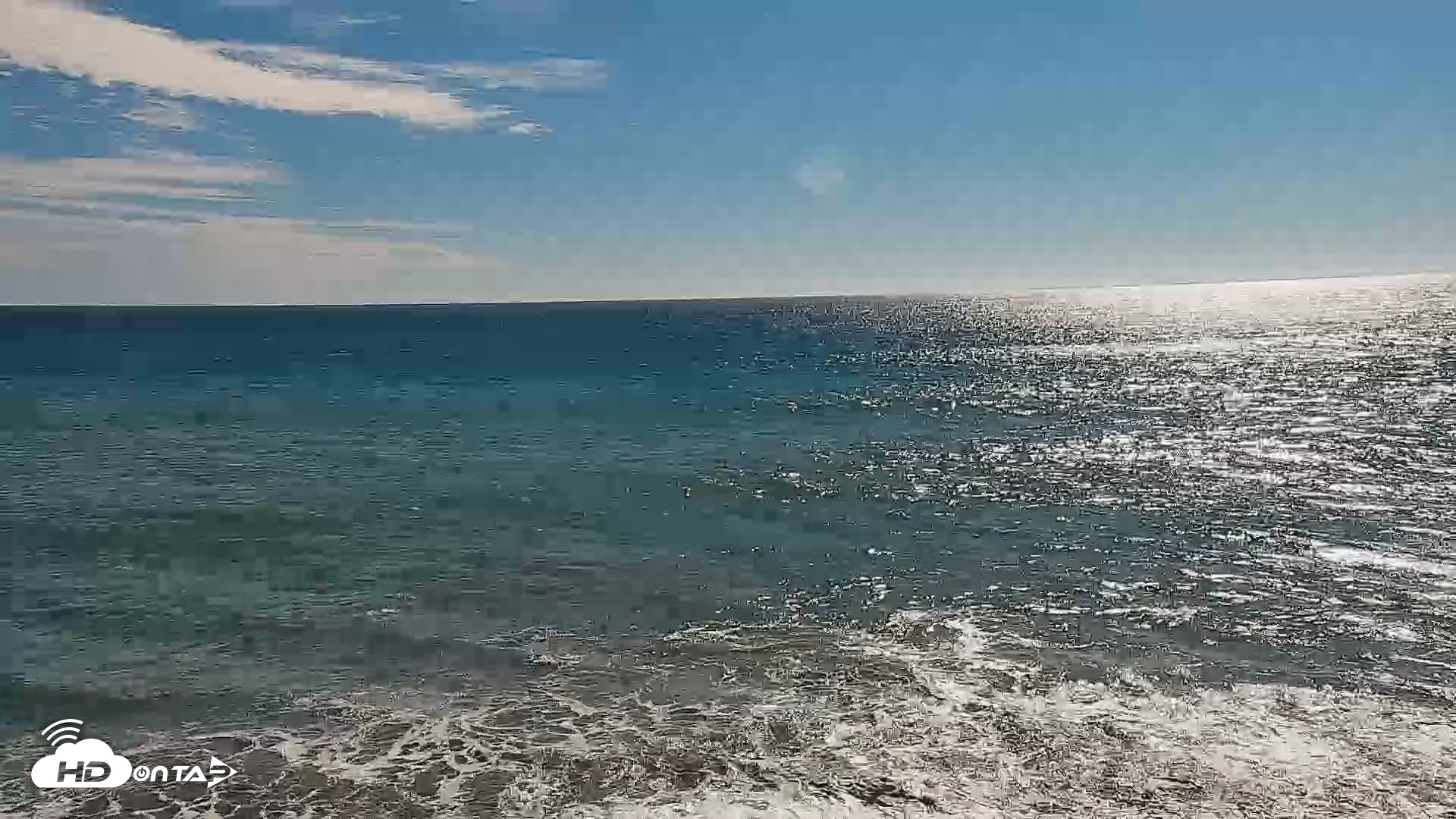 Snapshot of Carlsbad Beach Surf Live Webcam taken Sep 5, 2026, 4:00pm PDT