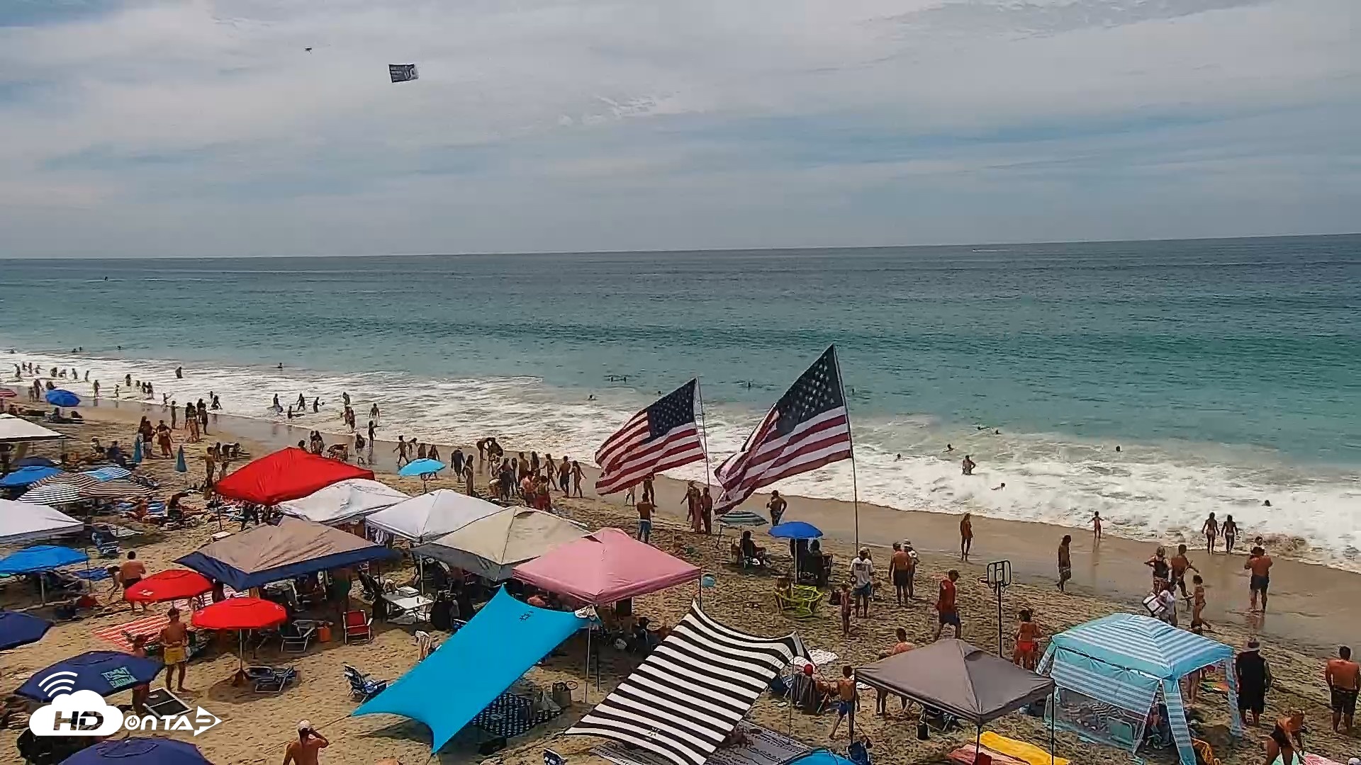 Snapshot of Carlsbad Beach Surf Live Webcam taken Jul 4, 2026, 12:10pm PDT