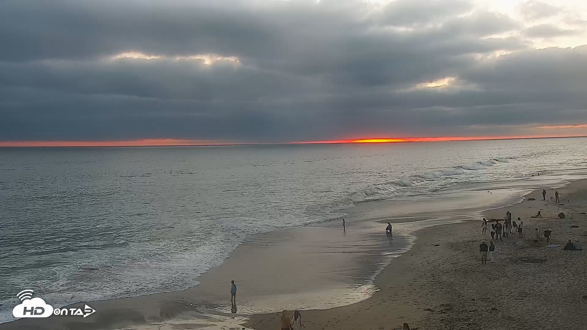 Snapshot of Carlsbad Beach Surf Live Webcam taken Jun 26, 2026, 7:58pm PDT