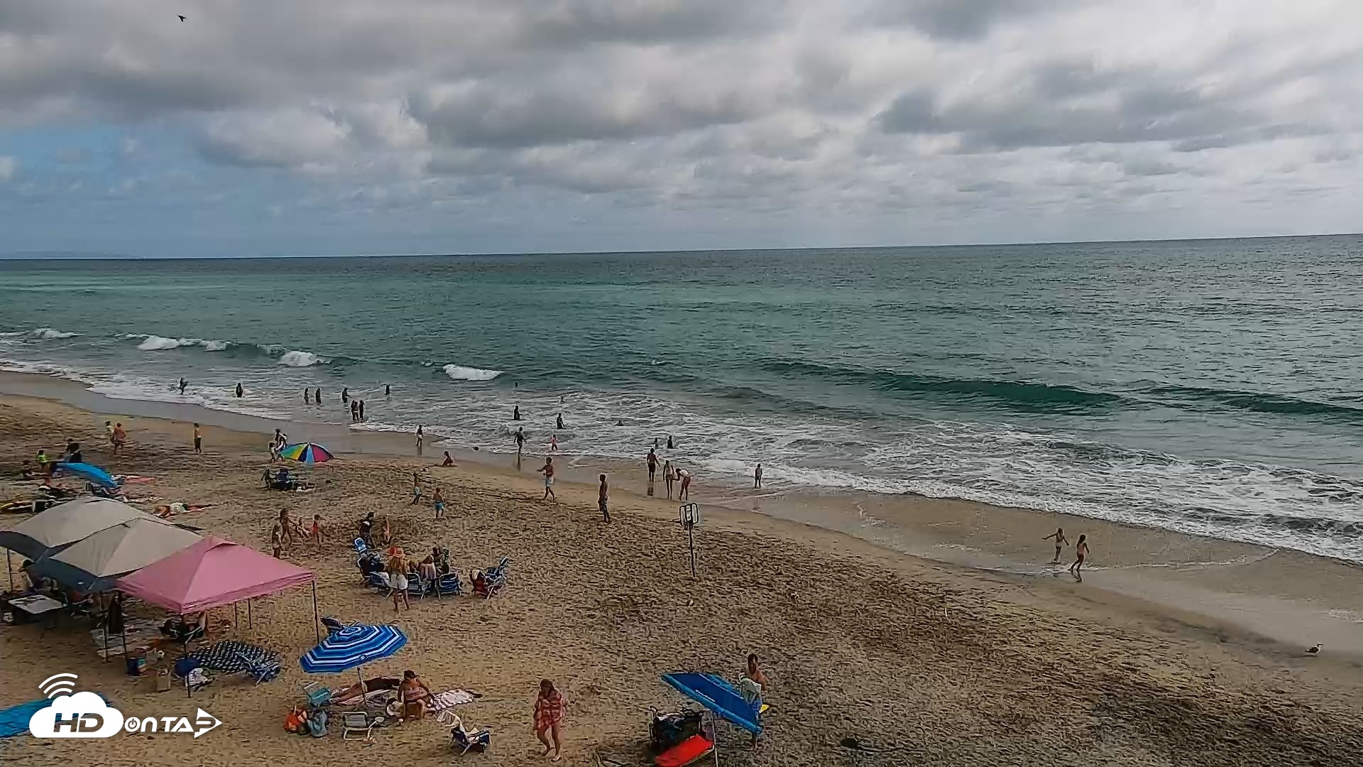 Snapshot of Carlsbad Beach Surf Live Webcam taken Jun 30, 2026, 4:39pm PDT