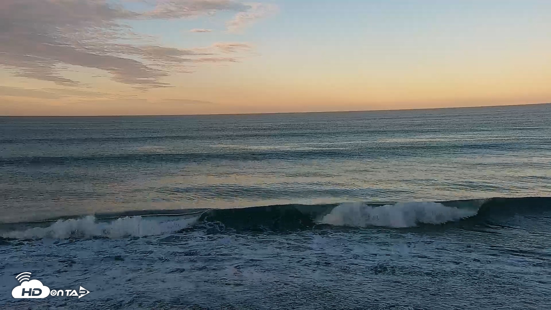 Snapshot of Carlsbad Beach Surf Live Webcam taken Sep 5, 2026, 6:55am PDT