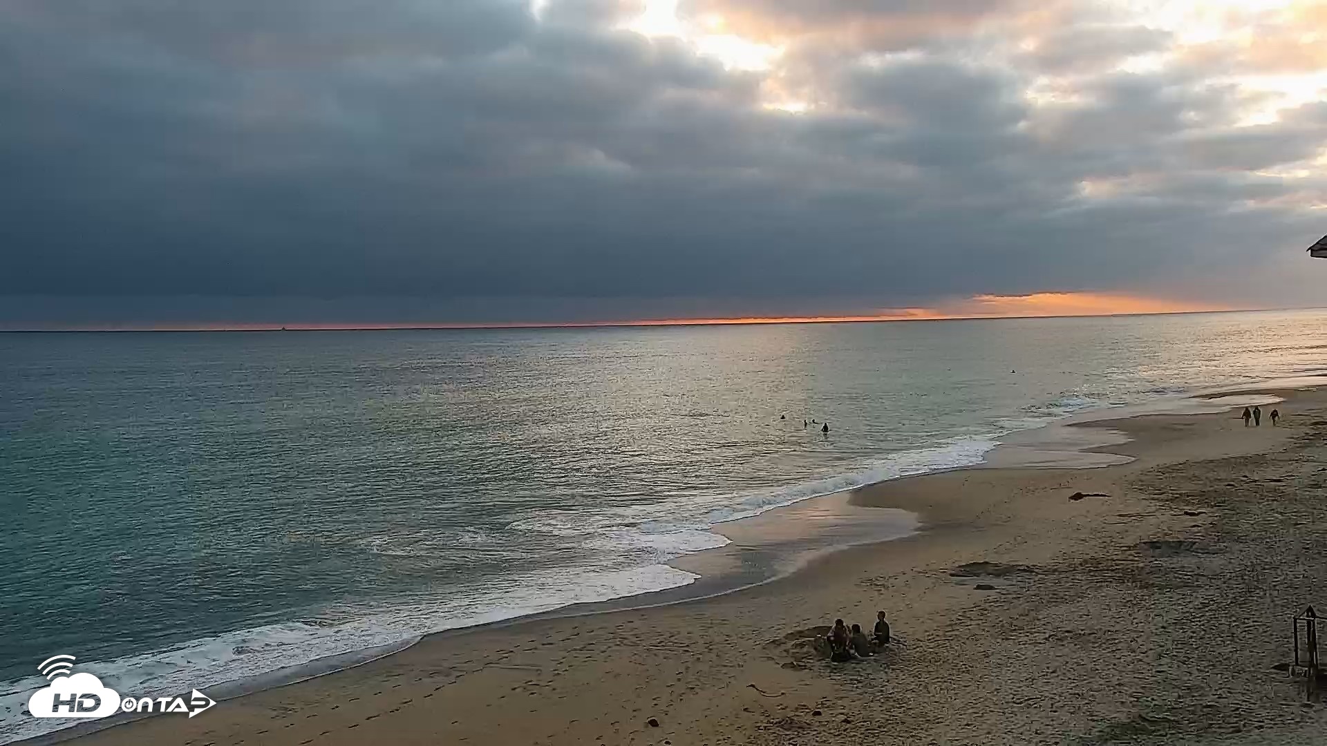 Snapshot of Carlsbad Beach Surf Live Webcam taken Jun 28, 2026, 7:51pm PDT