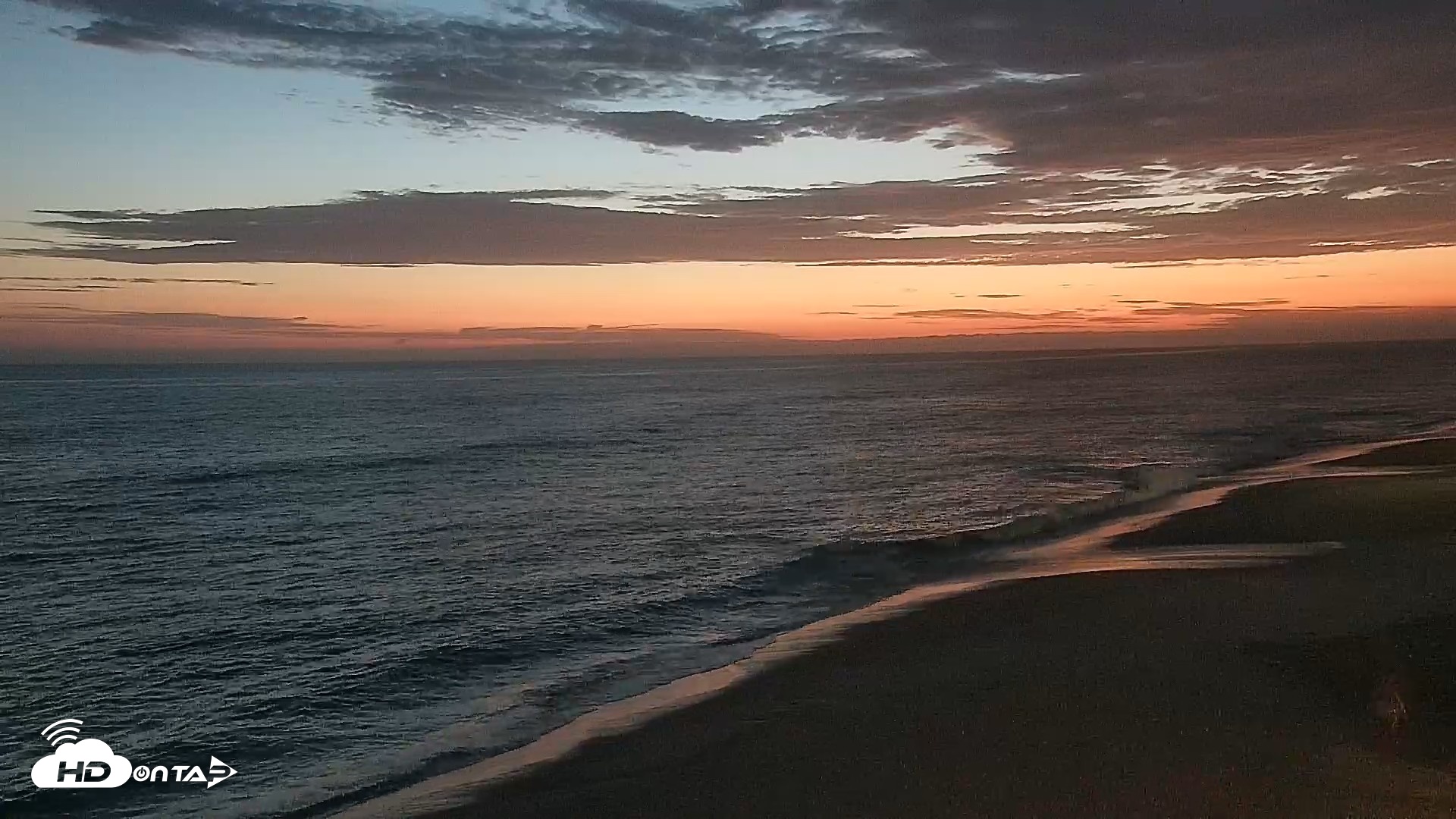 Snapshot of Carlsbad Beach Surf Live Webcam taken Jul 12, 2026, 8:39pm PDT