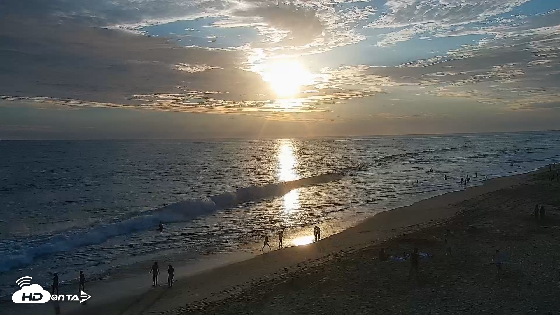 Snapshot of Carlsbad Beach Surf Live Webcam taken Jul 20, 2026, 7:26pm PDT