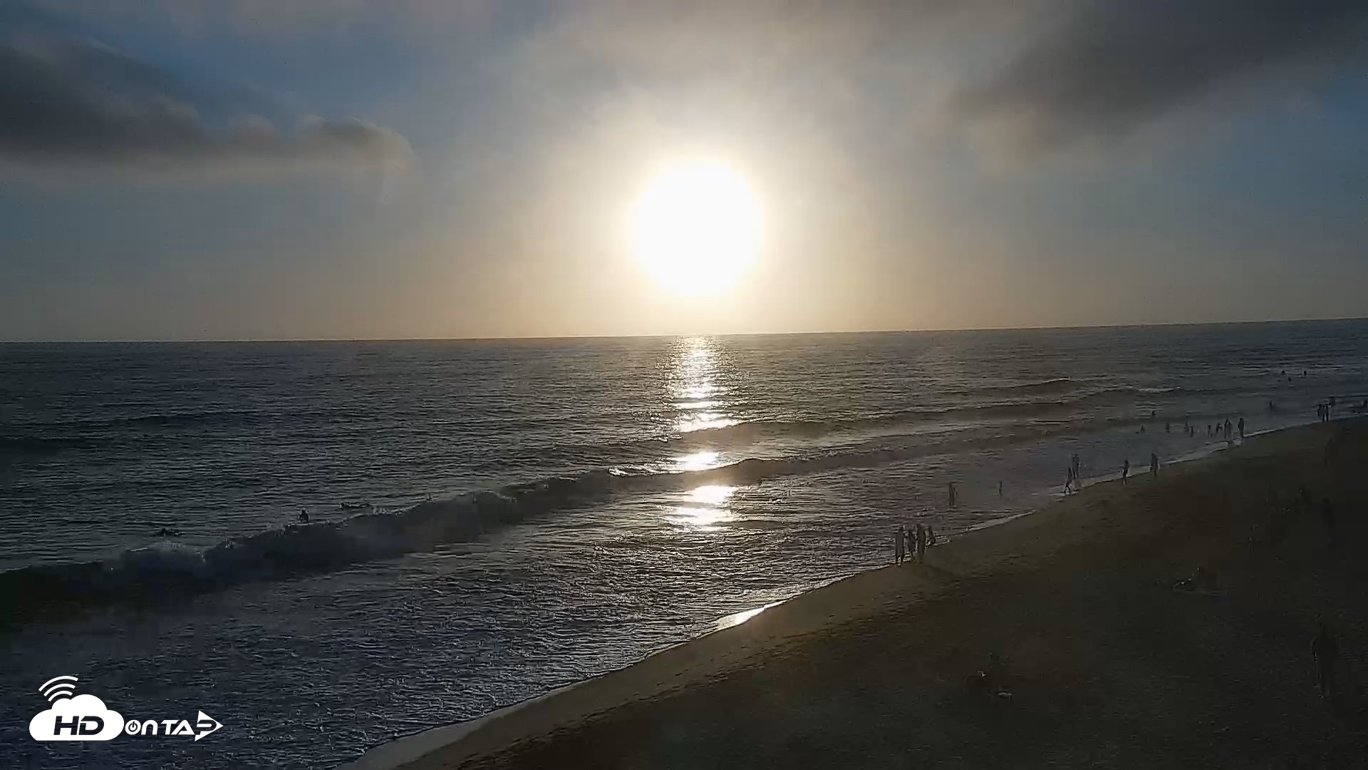 Snapshot of Carlsbad Beach Surf Live Webcam taken Jul 23, 2026, 7:30pm PDT