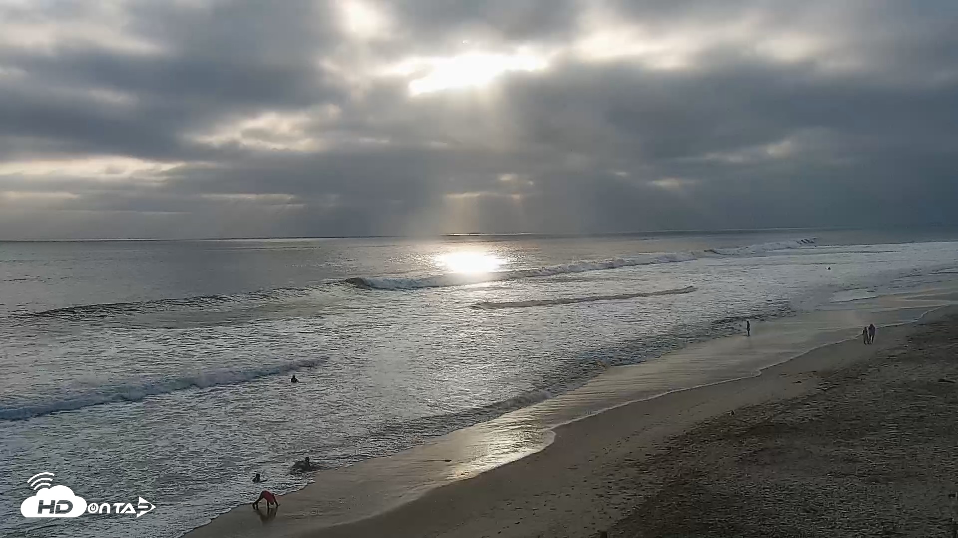 Snapshot of Carlsbad Beach Surf Live Webcam taken Jun 4, 2026, 6:55pm PDT
