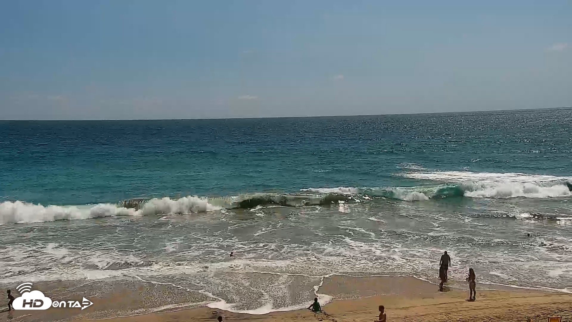 Snapshot of Carlsbad Beach Surf Live Webcam taken Jun 30, 2026, 3:03pm PDT
