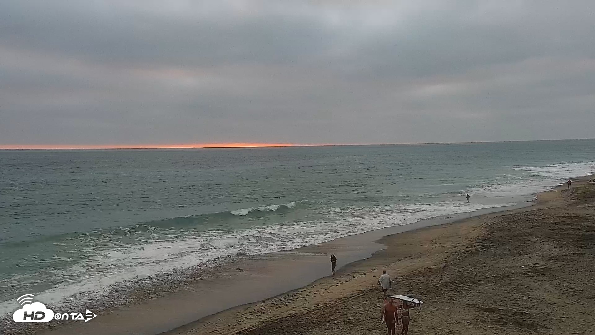 Snapshot of Carlsbad Beach Surf Live Webcam taken Jul 30, 2026, 7:39pm PDT