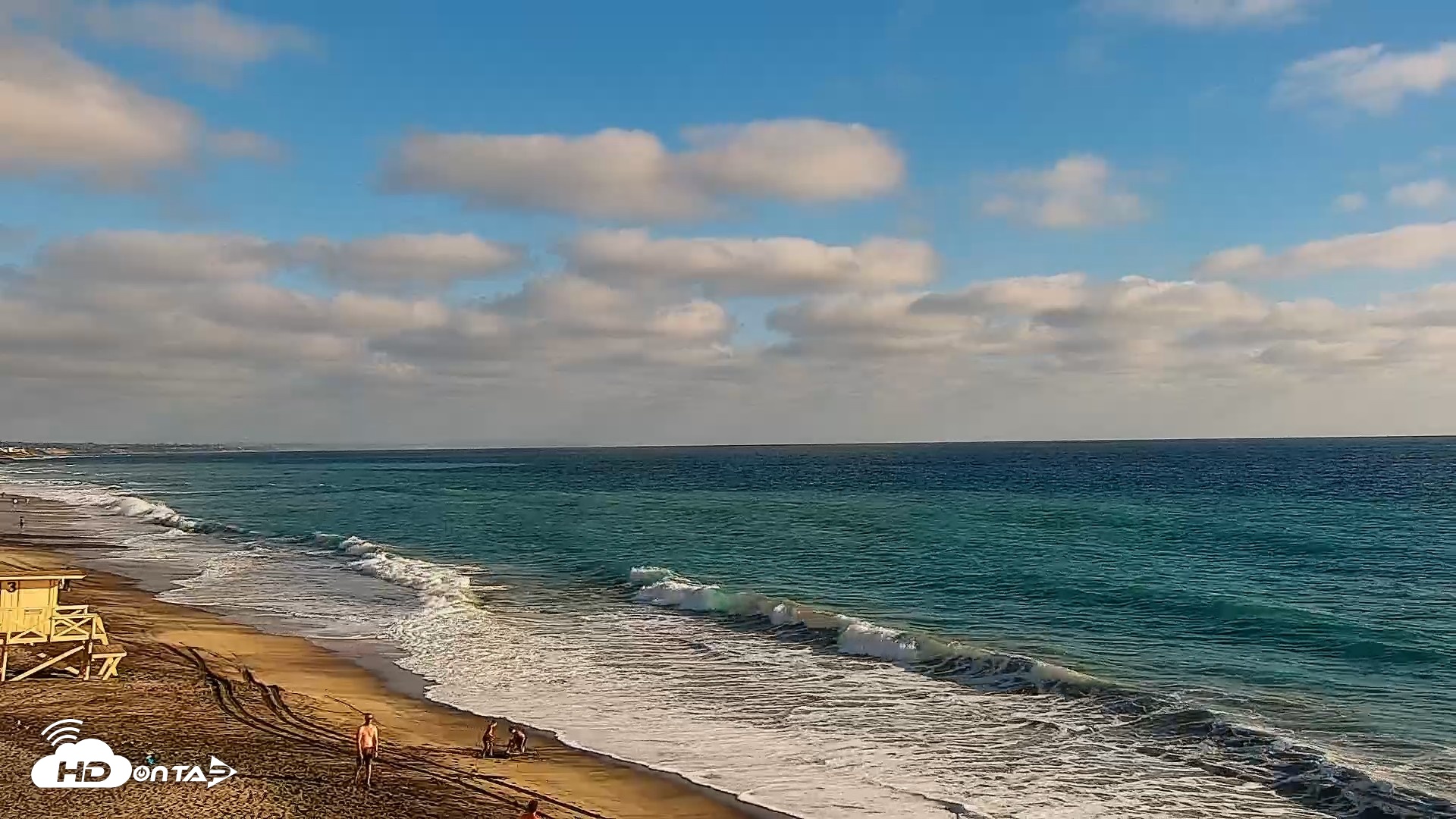Snapshot of Carlsbad Beach Surf Live Webcam taken Sep 3, 2026, 5:45pm PDT