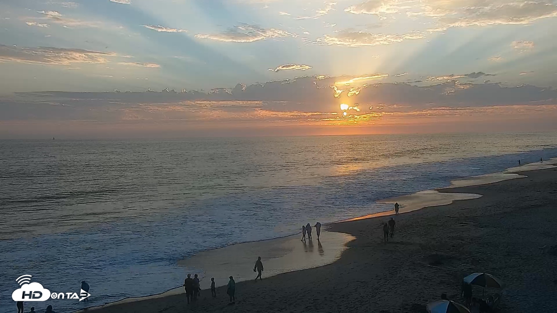 Snapshot of Carlsbad Beach Surf Live Webcam taken Jun 23, 2026, 7:48pm PDT