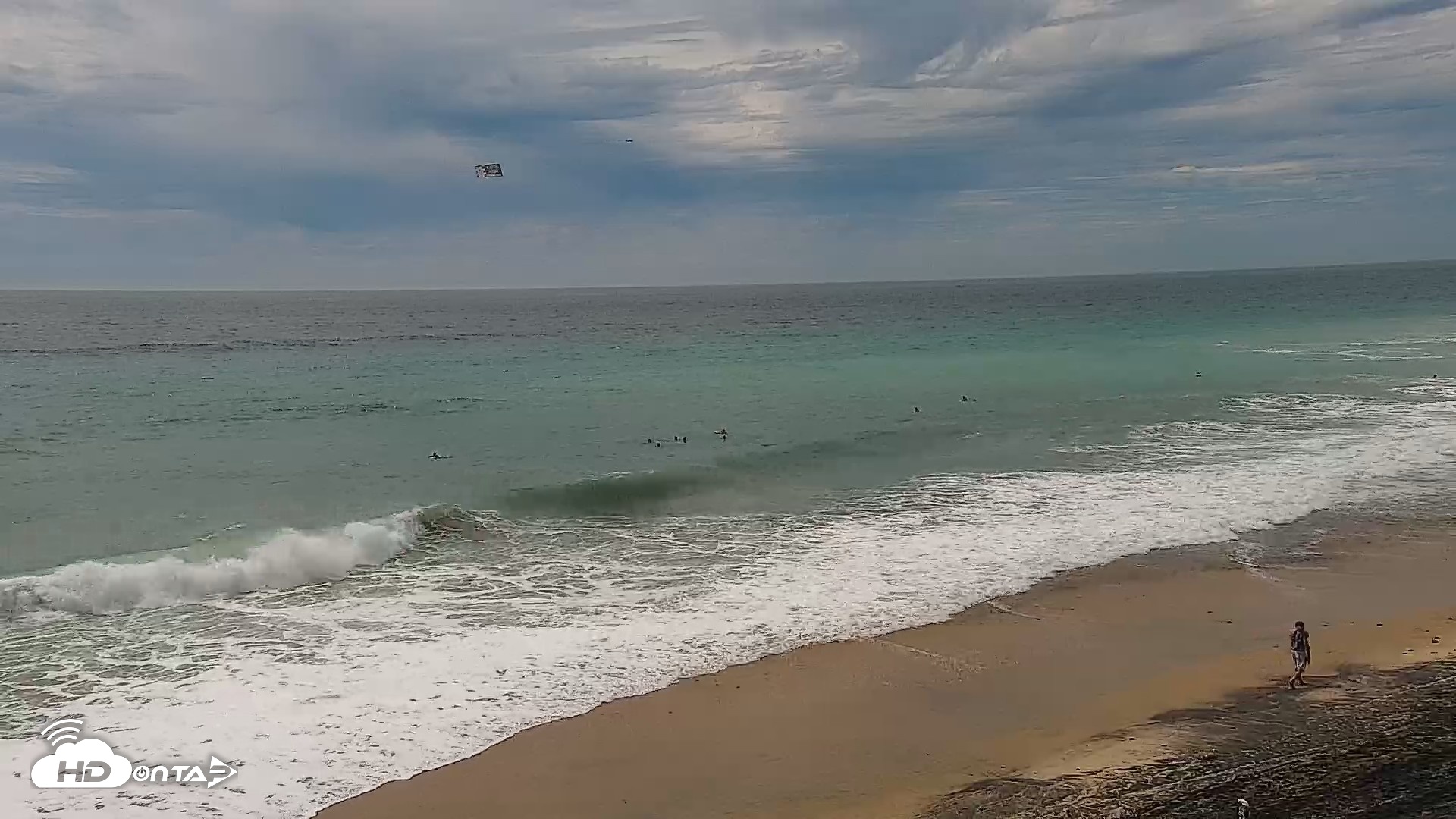 Snapshot of Carlsbad Beach Surf Live Webcam taken Sep 7, 2026, 1:50pm PDT