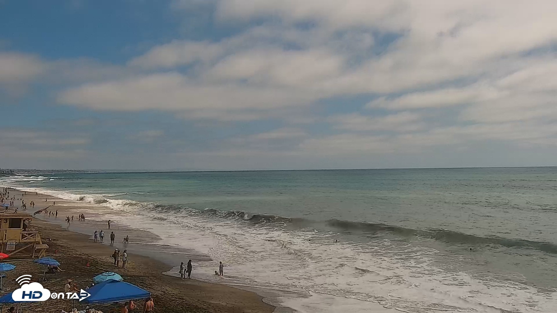 Snapshot of Carlsbad Beach Surf Live Webcam taken Aug 16, 2026, 3:11pm PDT