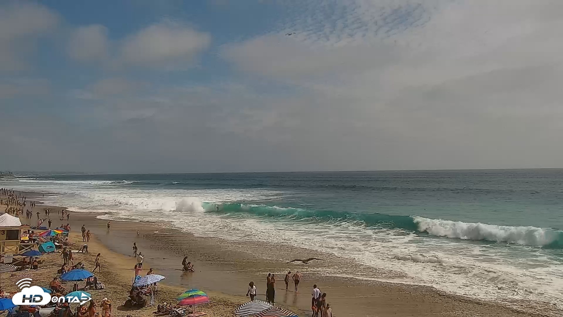 Snapshot of Carlsbad Beach Surf Live Webcam taken Jul 25, 2026, 3:25pm PDT